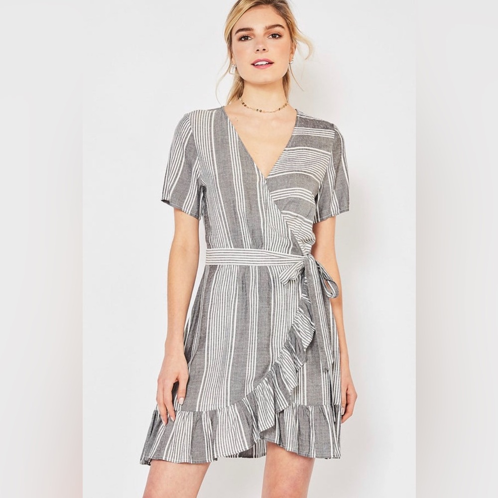 Entro Medium wrap dress